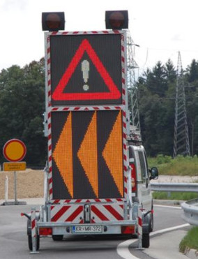 Κινητά 3 σε 1 VMS φακών SMD επίδειξη των οδηγήσεων σημαδιών ρυμουλκών με τη γεννήτρια
